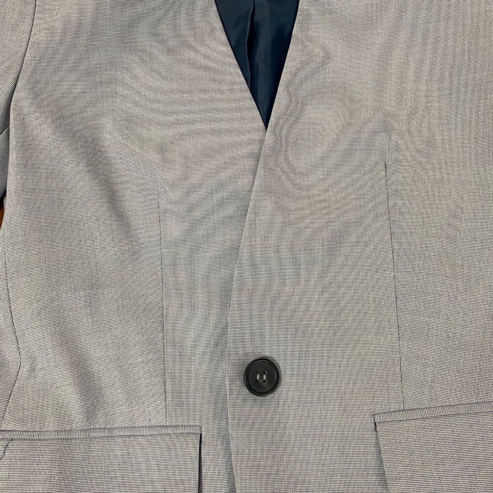 Zara’s Basic Collection Women’s One Button Blazer, Size 2 - Picture 5 of 8